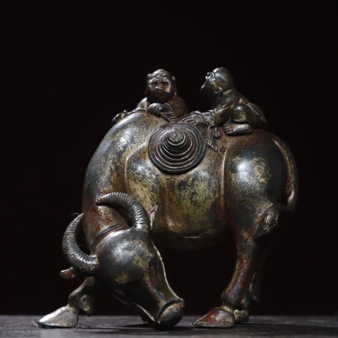 5 old treasures, copper mud gold [boy cattle herding] height 13 cm wide 12 cm thick 7 cm weight 1.2 kg