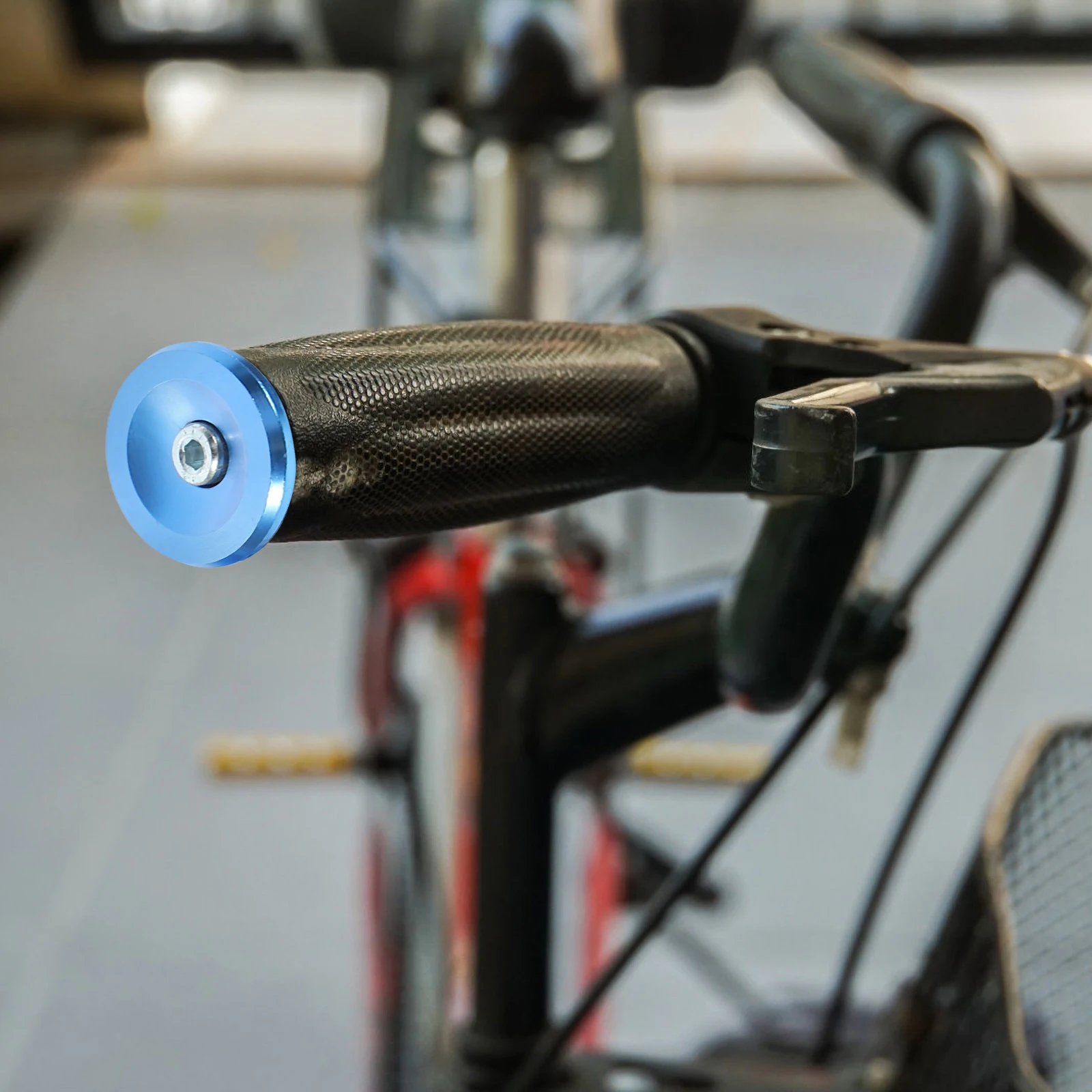 

Bicycle Handlebar End Plugs Aluminum Alloy Durable Lightweight Locking Bike Bar Caps Replacement For Mountain Road Bike