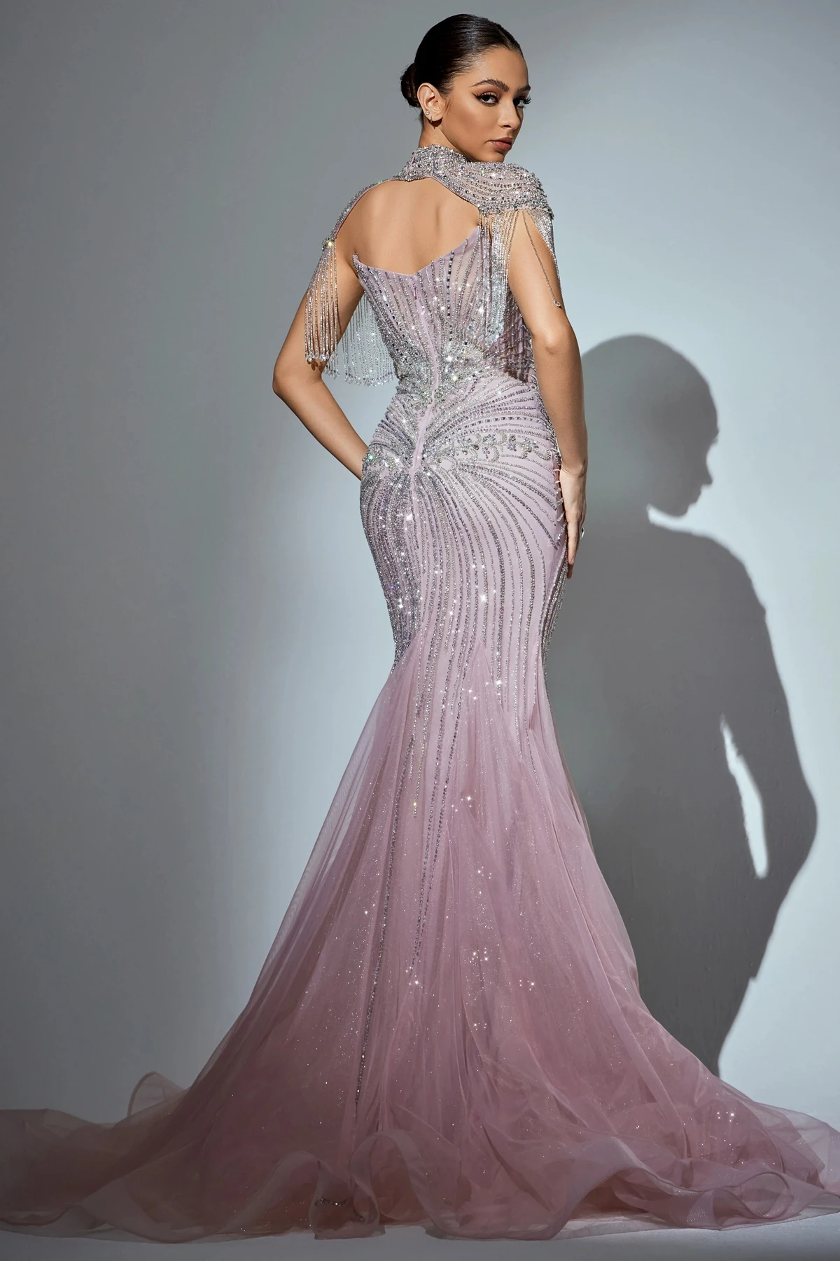 Sharon Said Elegantes Champagner-Meerjungfrauenkleid mit Cape-Ärmeln, Kristallperlen, Blaues Hochzeitskleid, SS021, Maßanfertigung – Detail 10
