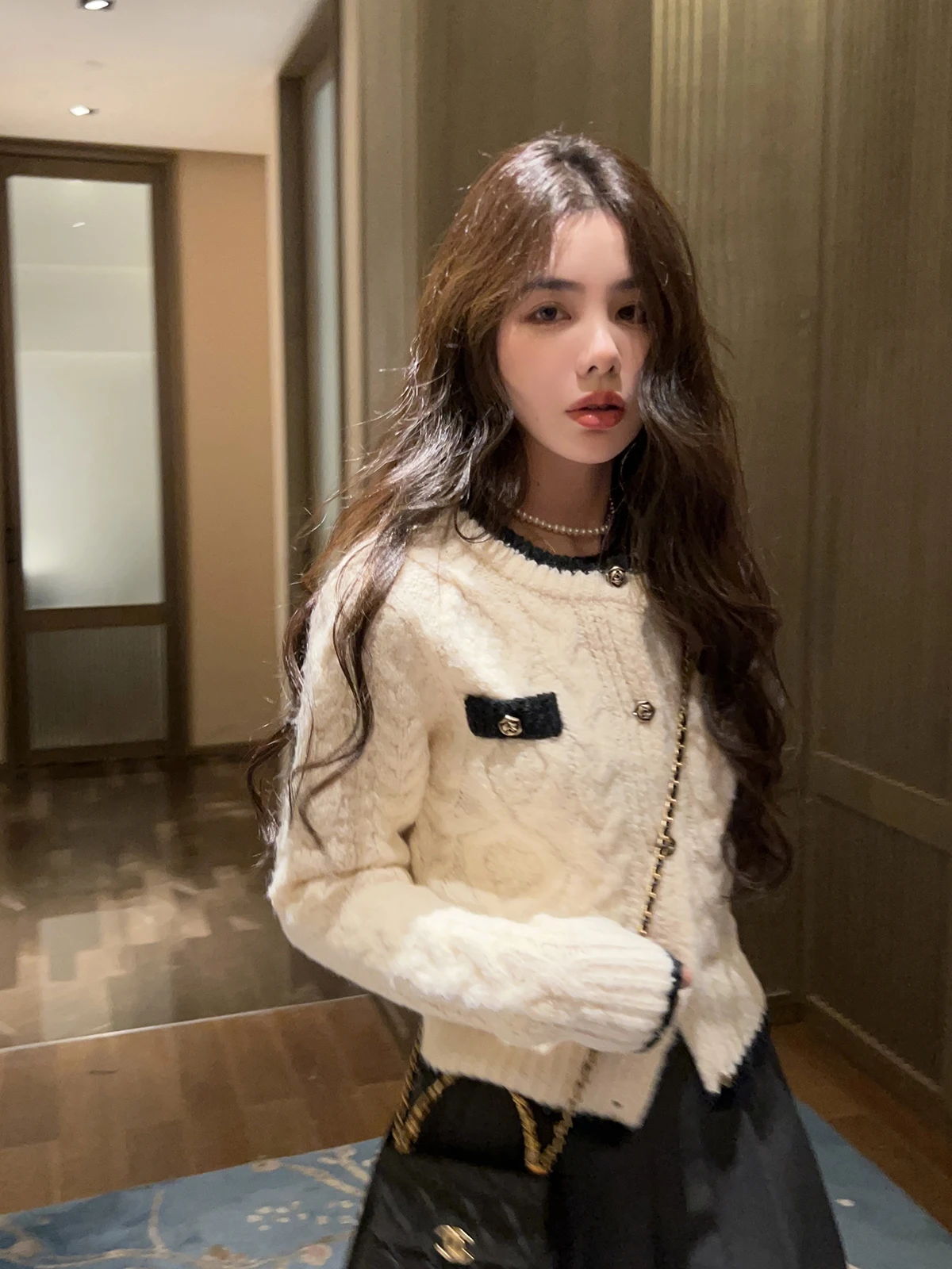 

Qiu Rou Yao Thiened ort Slim Fit Knitted Cardigan Sweater Design Sensation Autumn Winter New Sle Lazy Women's Faion