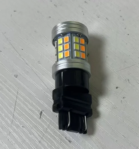 T20 LED Car Bulb T25 3157 P27/7W 7443 W21/5W Bulb 1157 BAY15D 45Smd Led T25 3157 P27/7W  Auto canbus Brake Lamp DRL Turn Signal