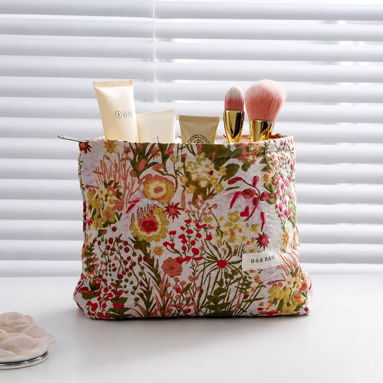 Jacquard Cotton Bag Fresh Sweet Storage Pouch Cosmetic Storage Bag Sturdy Makeup Bag For Beauty Essentials Storage Commuting