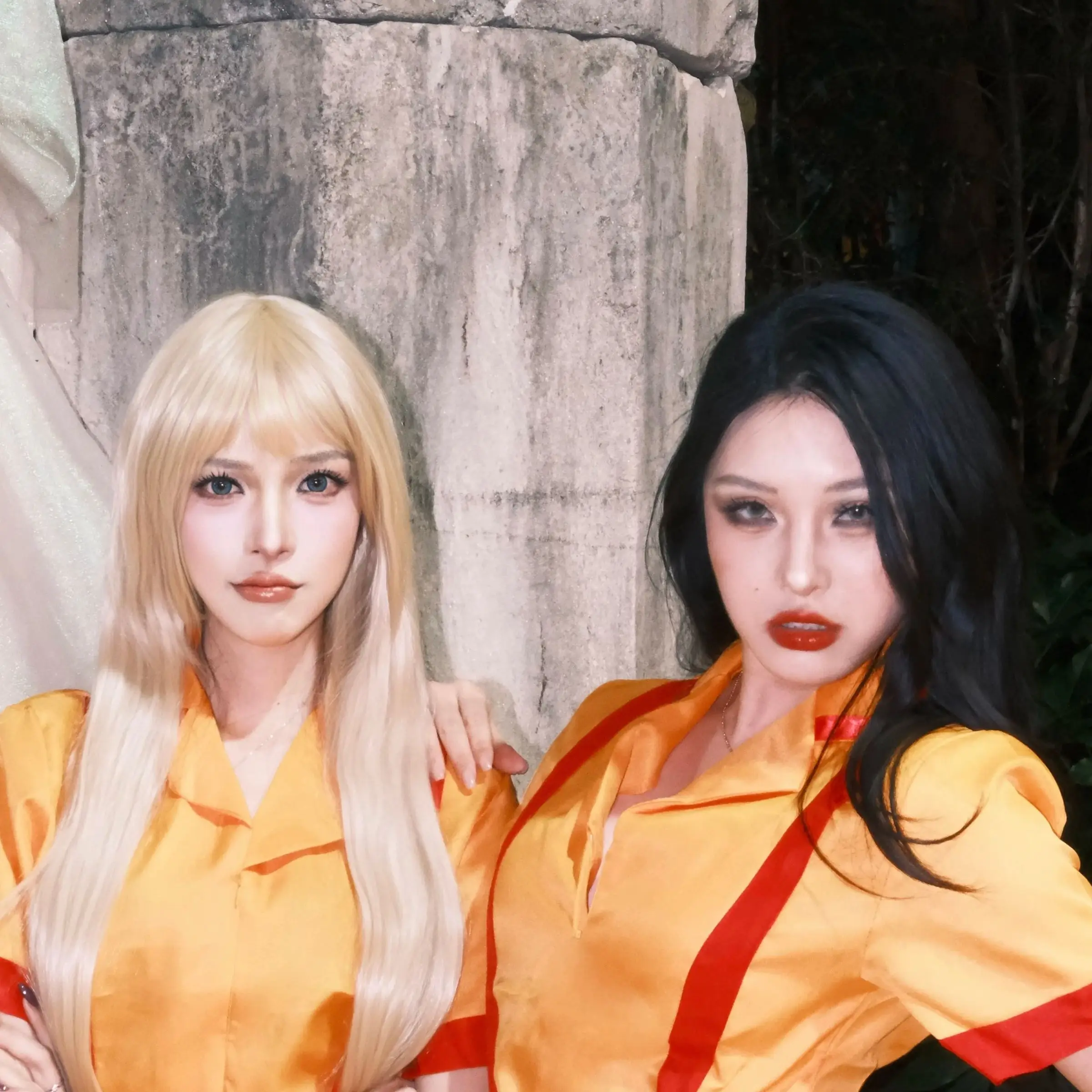 ماكس شعر مستعار تأثيري 50 سنتيمتر البني الذهب الشعر الطويل شعر مستعار اصطناعي + غطاء شعر مستعار حفلة الهالوين شعر مستعار كارولين شعر مستعار تأثيري