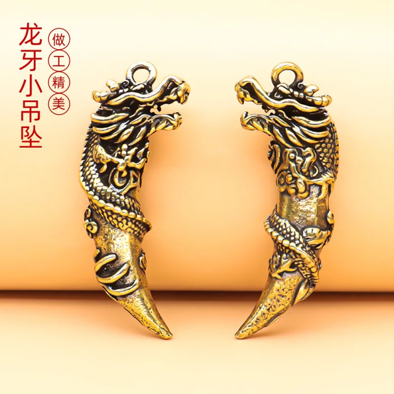 Dragon Tooth Small PendantdiyOrnament Keychain Pendant Hand Gift Weekend Good Market New Guests Enjoy Good Gift Wholesale