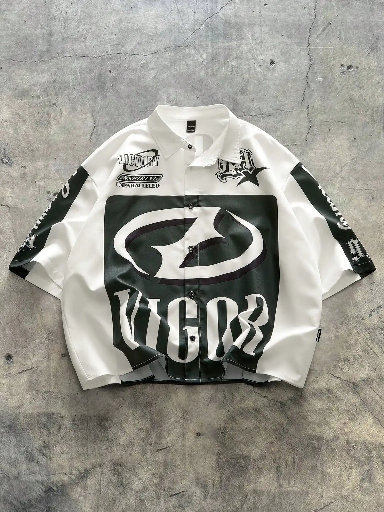 

Oversized Graphic Print Short Sleeve Button-Up Shirt for Men