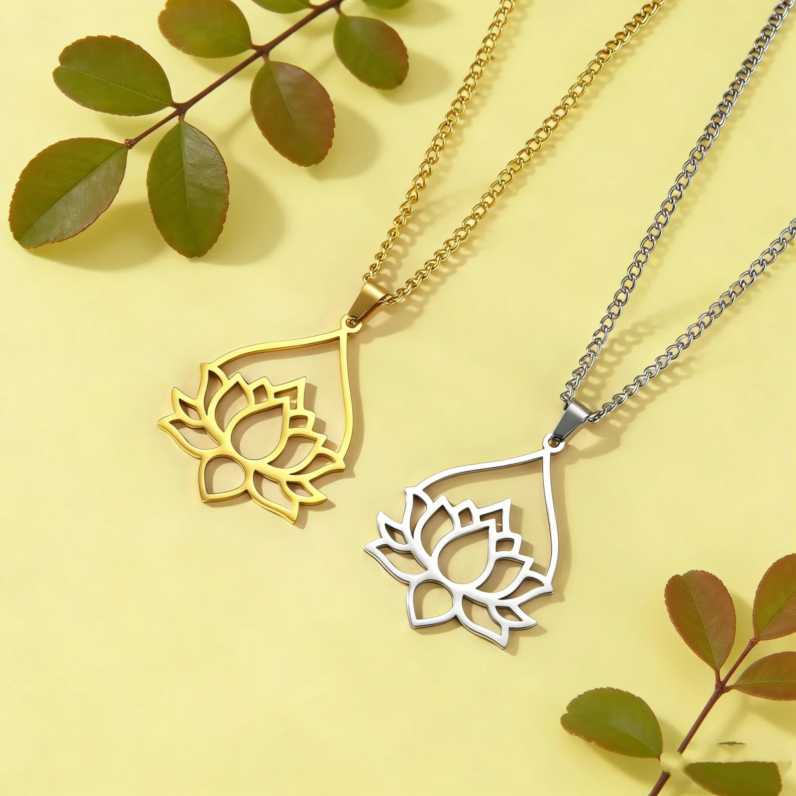 Hohle Lotus-Anhänger-Halskette für Frauen aus Edelstahl, Modischer Buddhistischer Talisman-Anhänger, Schmuck, Geburtstagsgeschenk