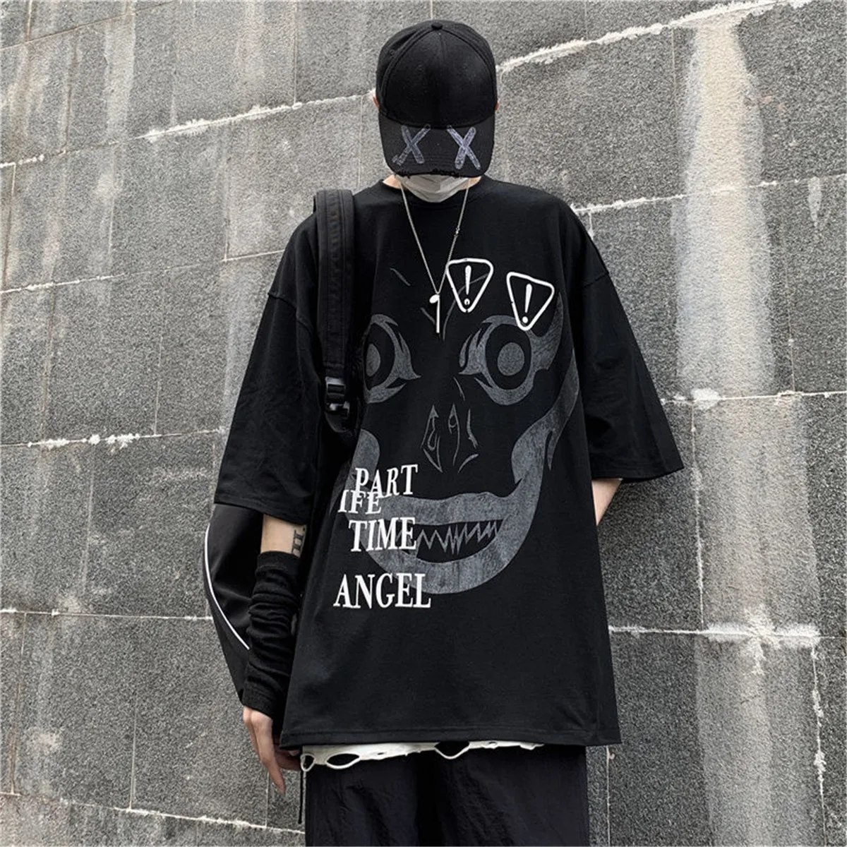 White Cartoon Cool T-Shirt Male Funny Harajuku Anime T Shirt Men Fashion Japan Hip Hop Loose Short Sleeve Gothic T Shirts Girls