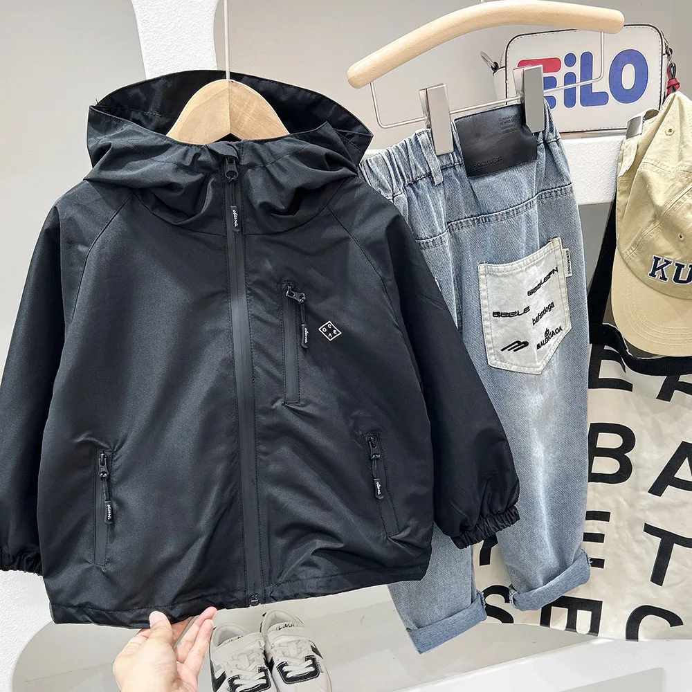 2025 New children's outdoor windbreaker outdoor top for mountain climbing and outings, loose hooded jacket for boys and girls
