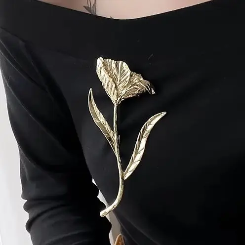 Vintage Large Vintage Brooch Leaf Shape Metal Flower Brooch Flower Pattern Metal Leaf Brooch Party Wear