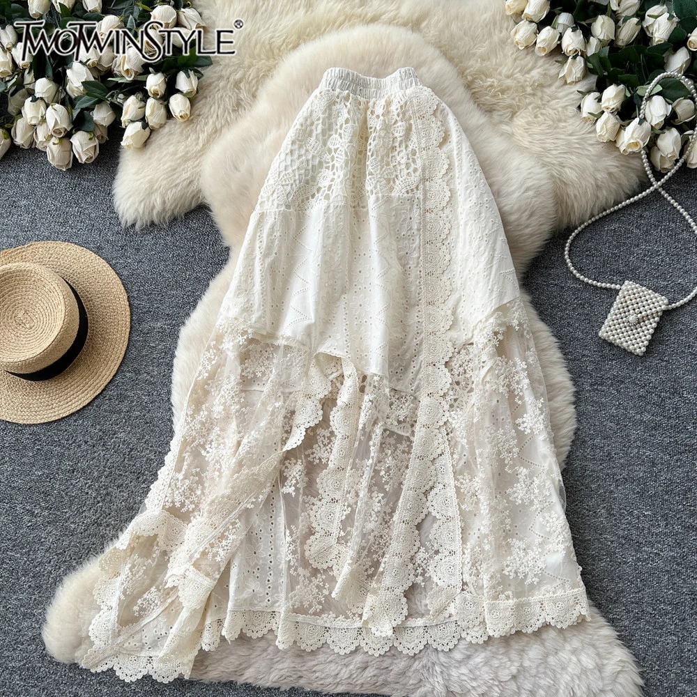 TWOTWINSTYLE 프랑스 스타일 로맨틱 레이스 스커트 여성용 하이 웨이스트 슬리밍 가을 우아한 솔리드 스커트 여성 패션 KSK557207