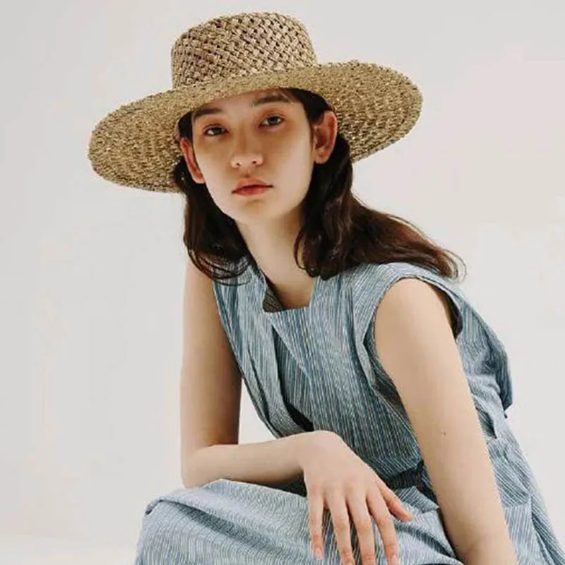 Wholesale Top Hand Woven Seaweed Women Sun Hats Natural Men Boater Hat Summer Beach Hat Derby Straw Hat Chapeu Sombrero Flat Cap