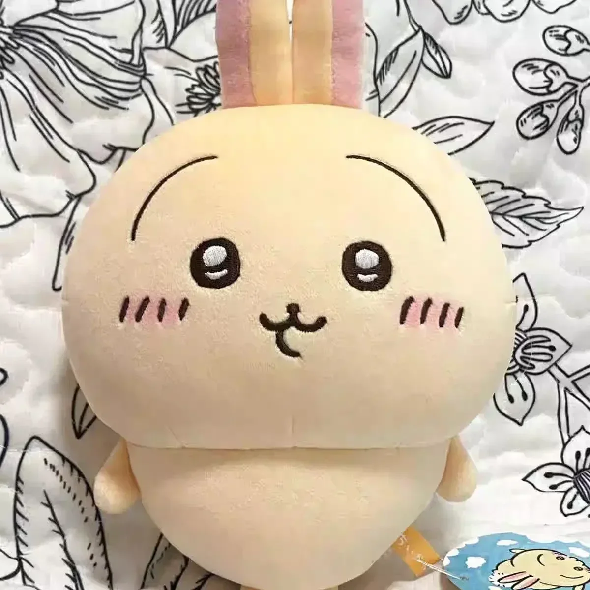 20cm Chiikawa Usagi Cartoon Cute Hug Pillow Doll Toy Gift for Girlfriend Fun and Creative