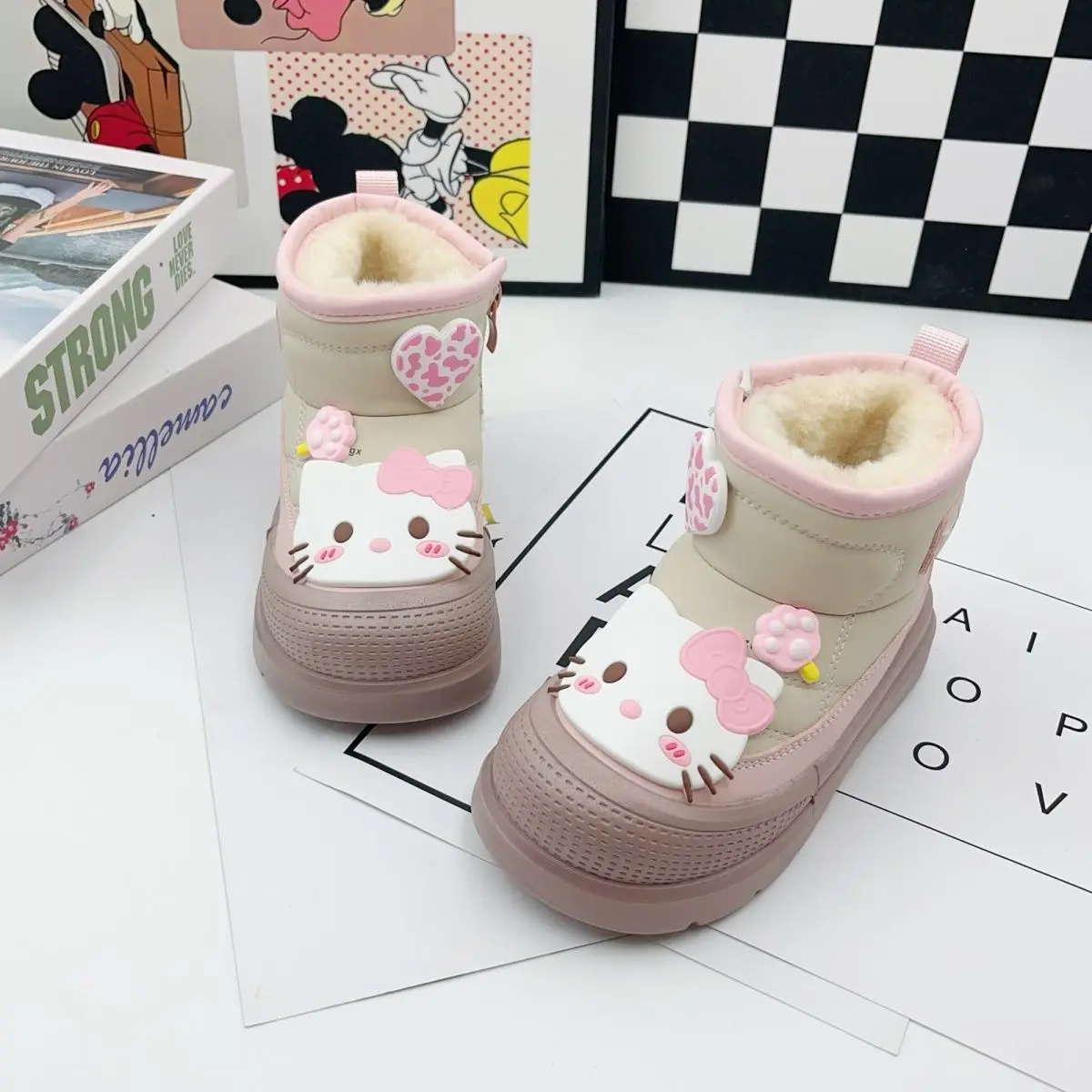 Kawaii سانريو مرحبا كيتي أفخم الاطفال الأحذية القطنية الخريف الشتاء رشاقته الكرتون أنيمي مارتن التمهيد نونسليب حذاء كاجوال فتاة هدية #4
