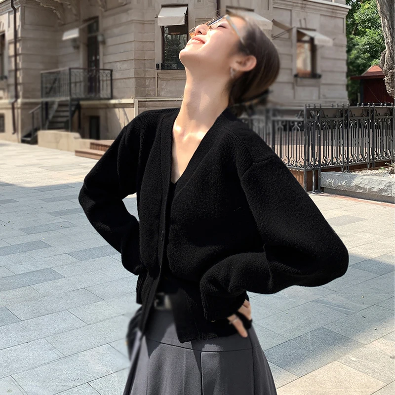 

Женский кардиган, весенне-осенний модный корейский вариант, повседневный ленивый стиль, простой однотонный вязаный короткий стиль, v-образный вырез, длинный рукав