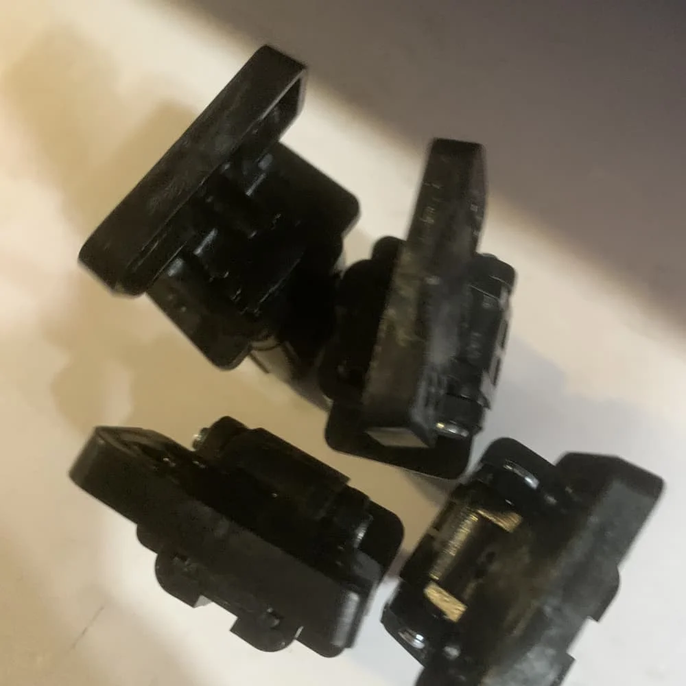 

30X CF288-60027 CF288-60030 A8P79-60011 A8P79-60014 CZ271-60020 425 Шарнир ADF в сборе для HP PRO400 M401 M425 M476 M521 M525 M570