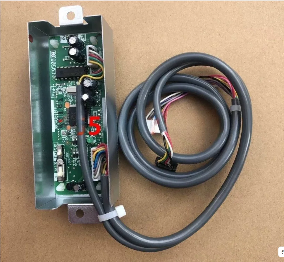 

New for Daikin air conditioner eight-sided air outlet receiver EC9506 wireless remote control receiver 4P175047-2