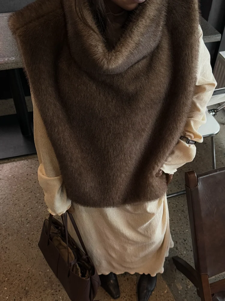 سترة نسائية فاخرة غير رسمية من الفرو الصناعي فضفاضة تناسب أكمام شتوية دافئة صدرية عالية الشارع موضة السيدات ملابس خارجية سميكة أنيقة