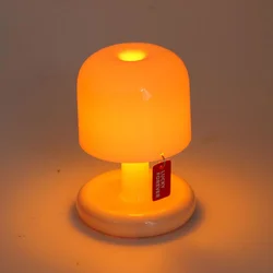 Mini veilleuse LED nordique créative, style chambre plus lente, bureau, café-bar, décoration de la maison, salon, table minimaliste moderne