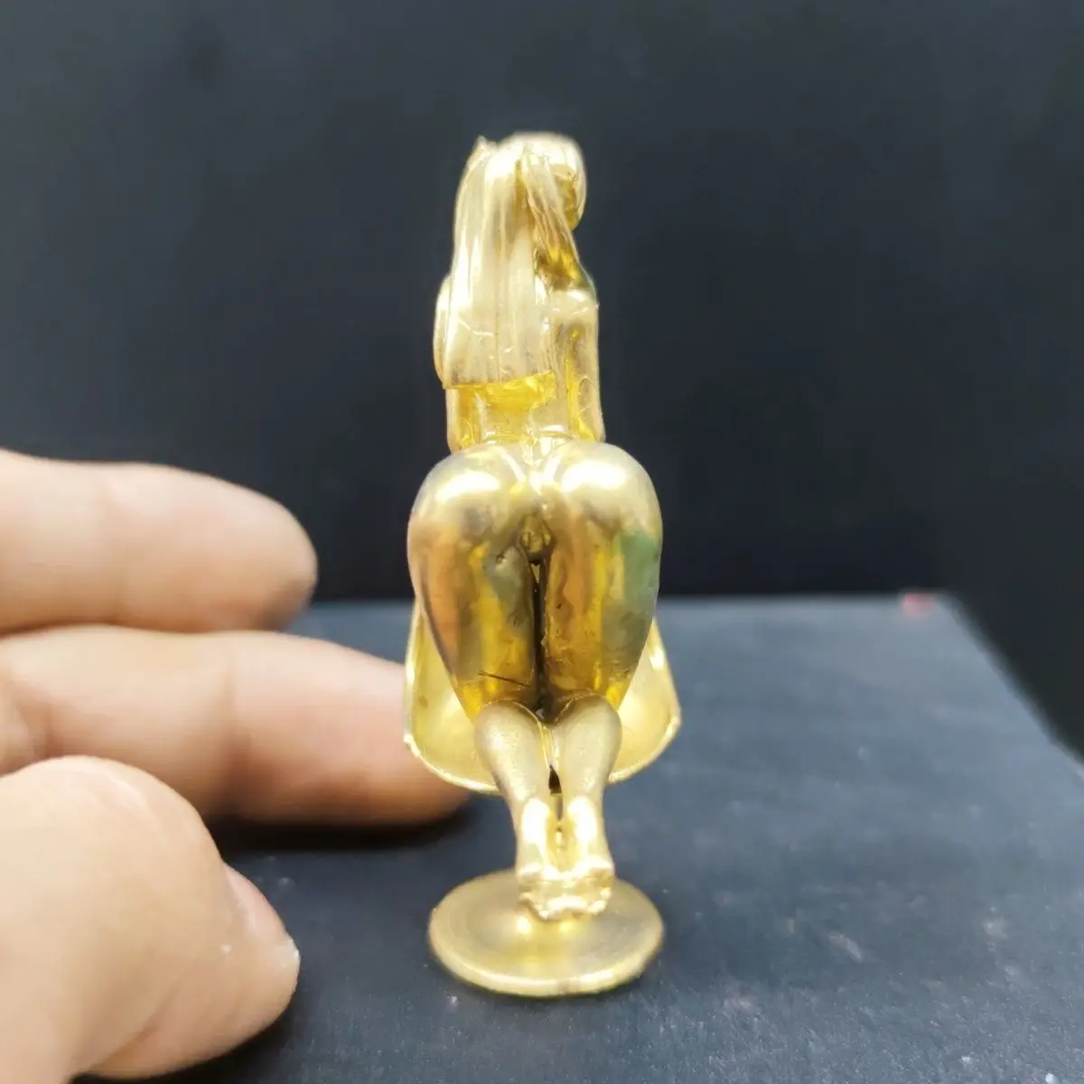 

1/18 Antique Brass Anime Girl Figure， Handcrafted Character Sculptures，Unpainted Metal Art Gift for Otaku