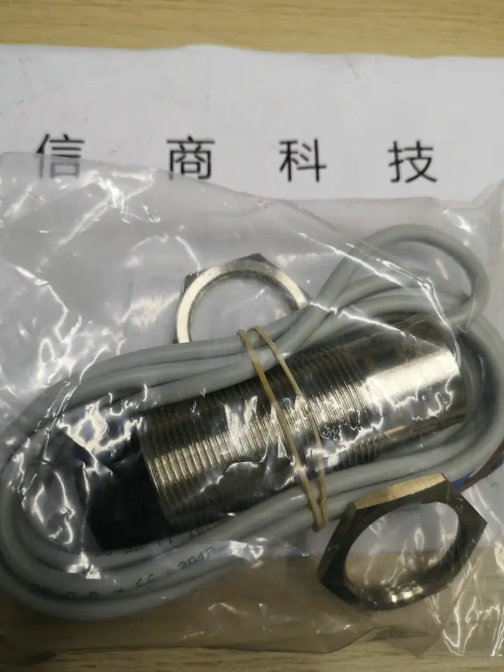 Italia SELET Sensor de interruptor de proximidad B01AN10N0 en stock