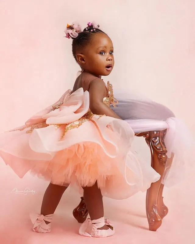 

Pink African Flower Girl Dresses A-line Knee Length Appliques Baby Little Girl Peageant Dress Gowns For Black Girls