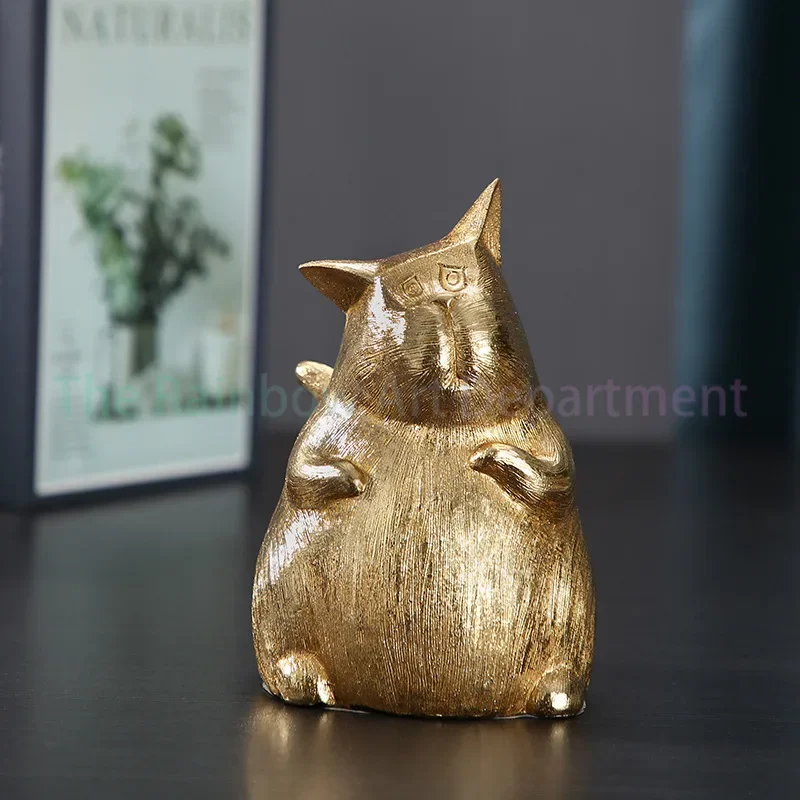 Nordic light luxury gold cute resin kitten home desktop animal decoration entrance soft clothing lucky cat ornament