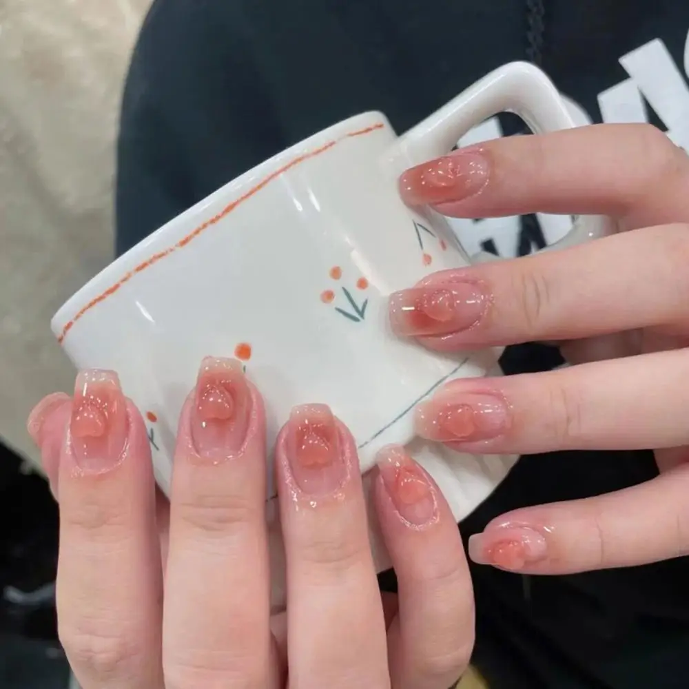 เล็บเรซิ่นรูปหัวใจเปลี่ยนสีได้น่ารักทันสมัยเครื่องประดับเล็บไวแสงยูวีที่นิยมอุปกรณ์ตกแต่งเล็บ