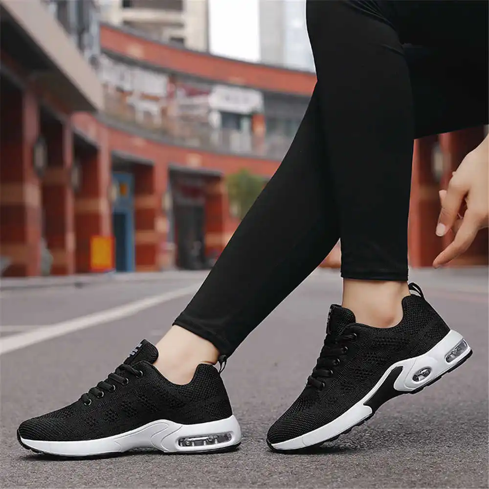 

Mash Platformed Designer Shoes Women Luxury Golf Blue Trainers Sneakers To Play Sneakers Sport Deadlift Styling Imported
