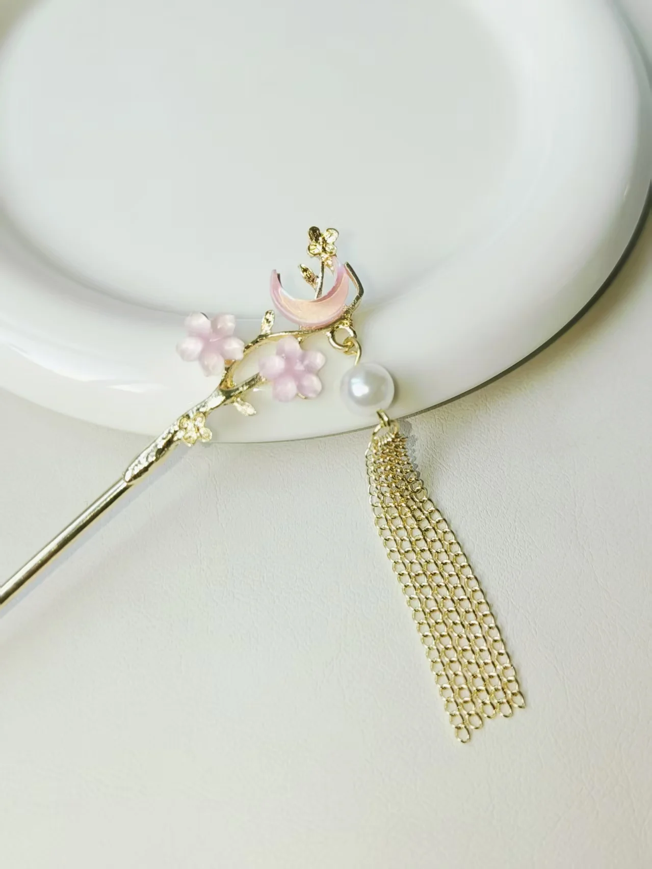1pcs Fashion Gold Metal Floral Moon Hair Stick With Pearl And Tassel For Women Girls Party Hair Accessories