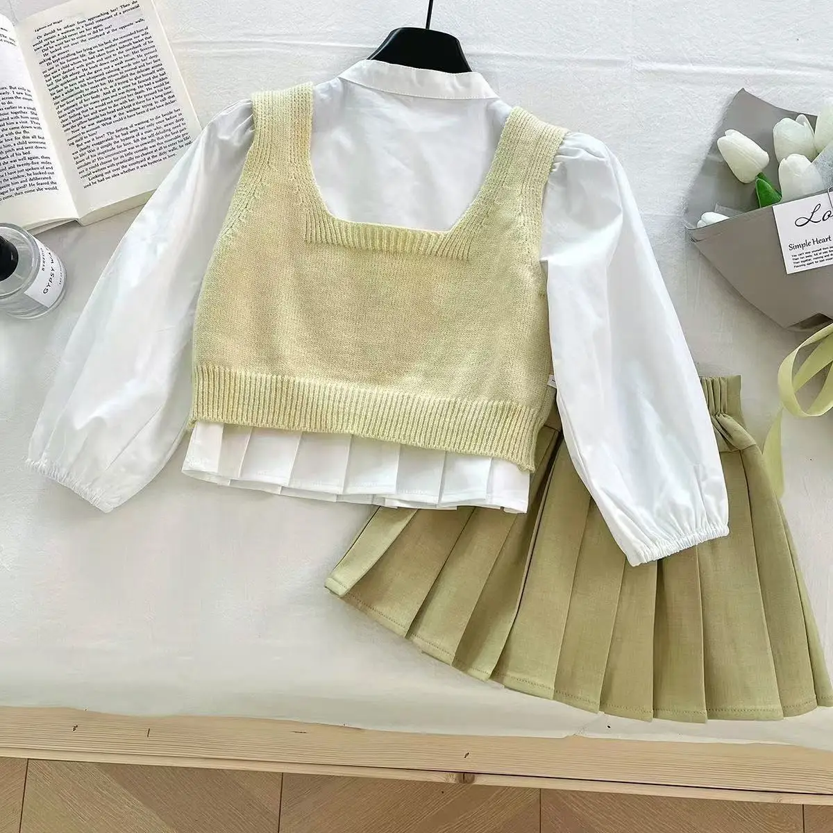 Girls' Spring and Summer New Collection Children's Shirt Baby Girl Korean Edition Vest Sweater pleated Skirt 3-piece Set