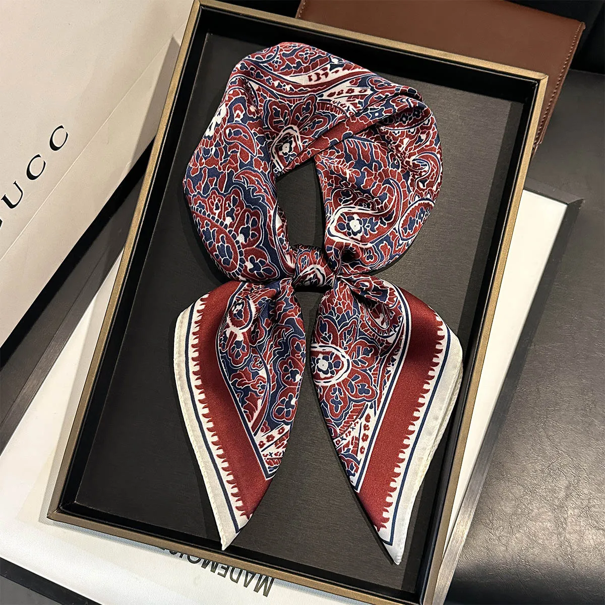 2026 Bohemia Style 70cm Square Silk Women's Scarf Satin Scarves Shawl Paisley Printed Headscarf Designer Headband Bandana Wrap