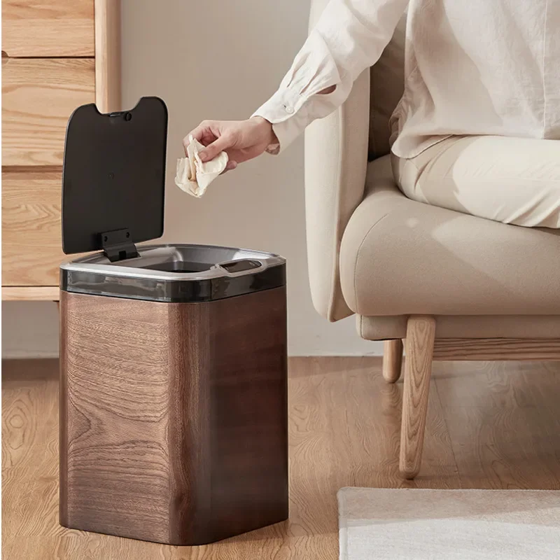 Smart Automatic Trash Bin – Induction Recycling Garbage Container for Kitchen or Bathroom, Covered Light Luxury Waste Basket