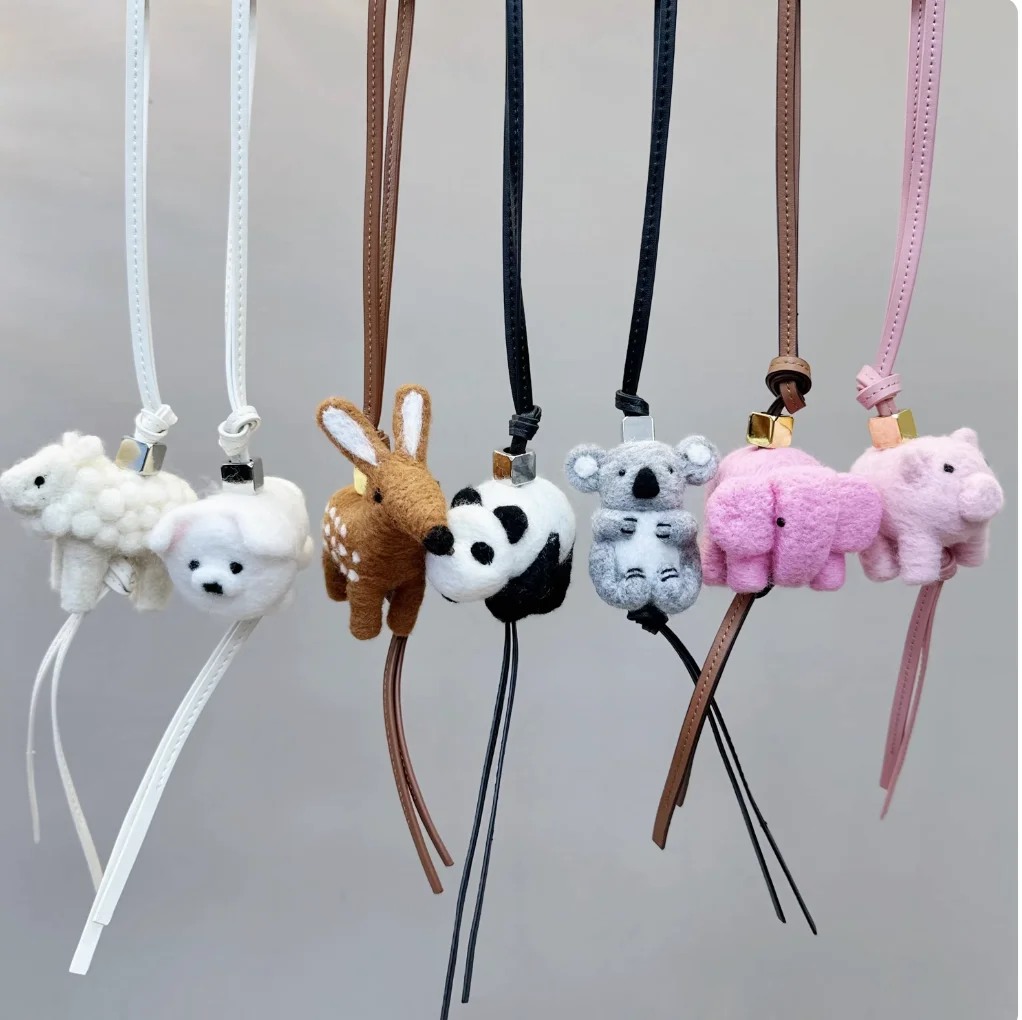 

Kawaii аксессуары для сумок, шерстяной фетр, кулон в виде животного, кулон ручной работы «сделай сам», пятнистый олень, коала, узор, кубики из бисера, подвеска, рождественские подарки