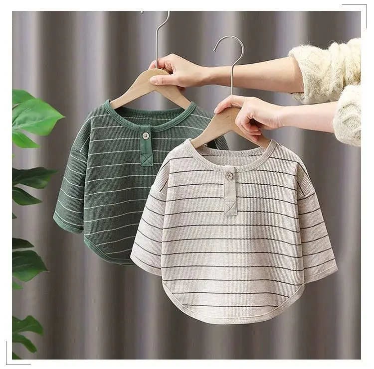 Kinder-Frühlings- und Herbst-Langarm-T-Shirt für Jungen und Mädchen, koreanisches gestreiftes T-Shirt, warmes Unterhemd für Kinder, schlichtes Oberteil für Babys – Detail 3