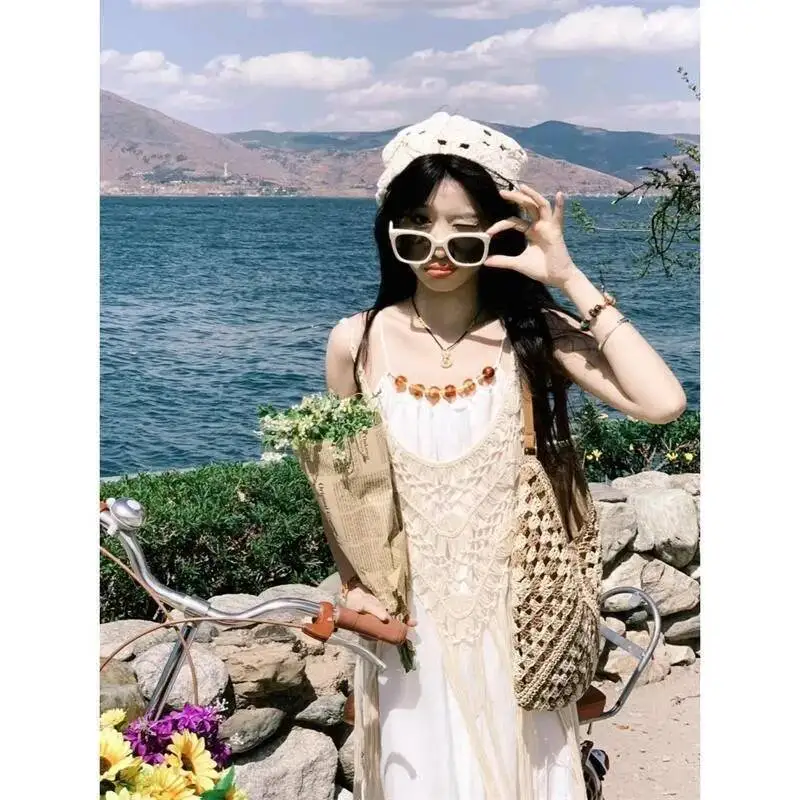 Bloom Vacation Large Capacity Woven Bags Women New 2025 Summer Hollow Out Beach Female Retro Casual Handbag Tote Bag Chic