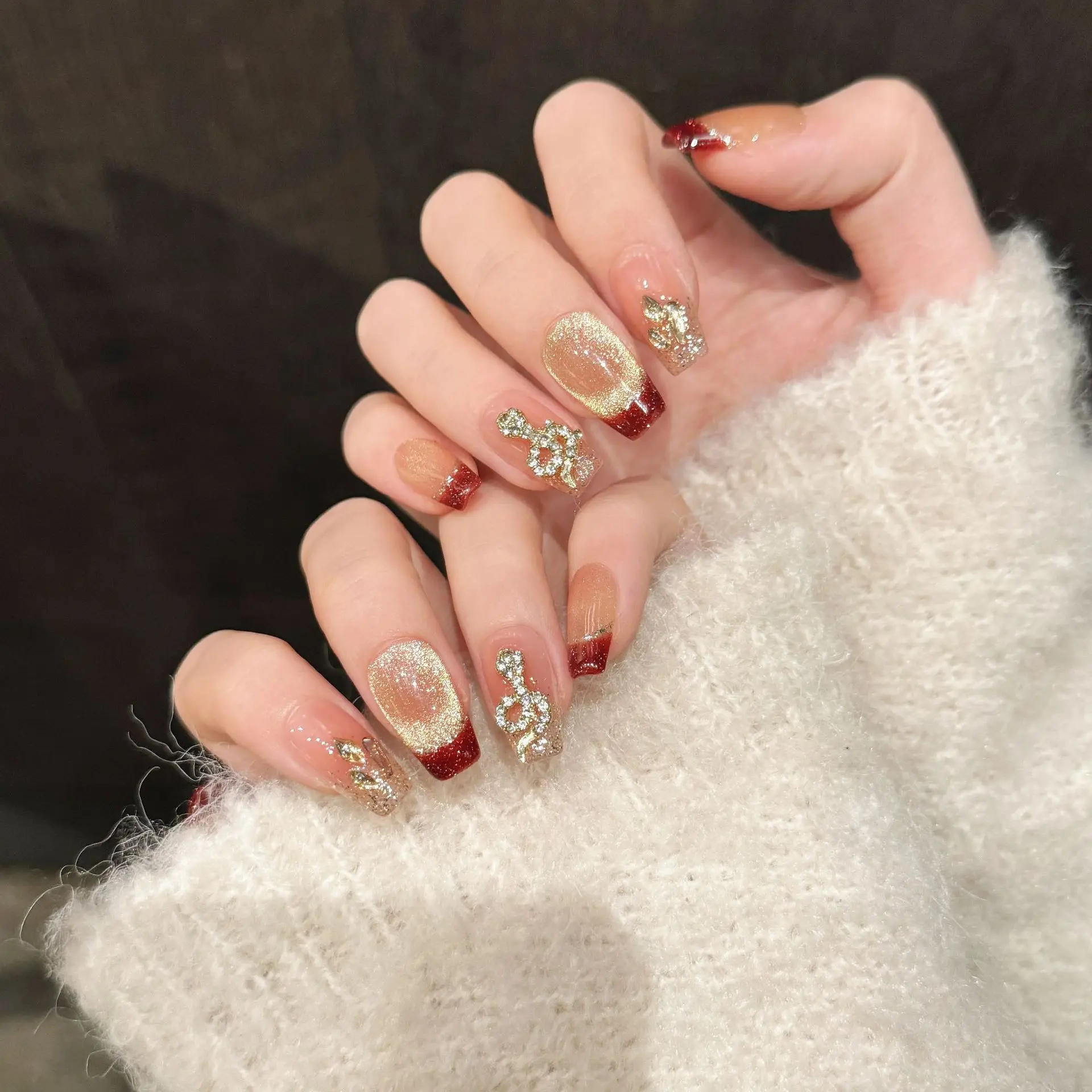 10 قطعة الصحافة اليدوية على الأظافر الأحمر الفرنسية ختم الأفعى مع تألق عين القط مسمار وهمية للنساء للإزالة يمكن ارتداؤها مسمار #2