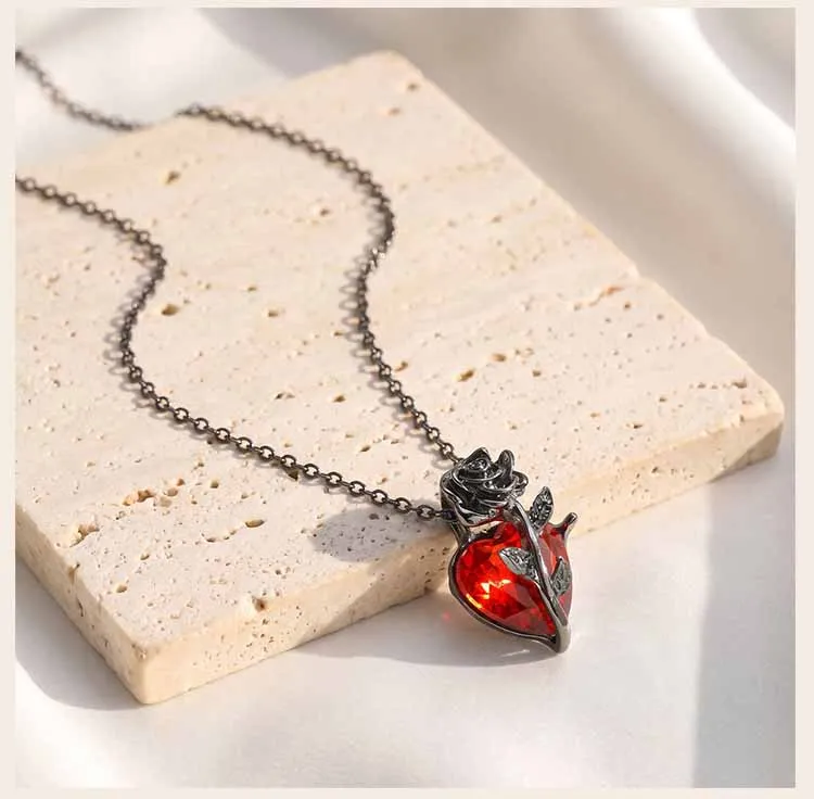 Schwarze Rosen-Herz-Halskette für Damen, Halskette mit rotem Kristallblumen-Anhänger, romantischer Punk-Stil, Schmuck, Valentinstagsgeschenk – Detail 5