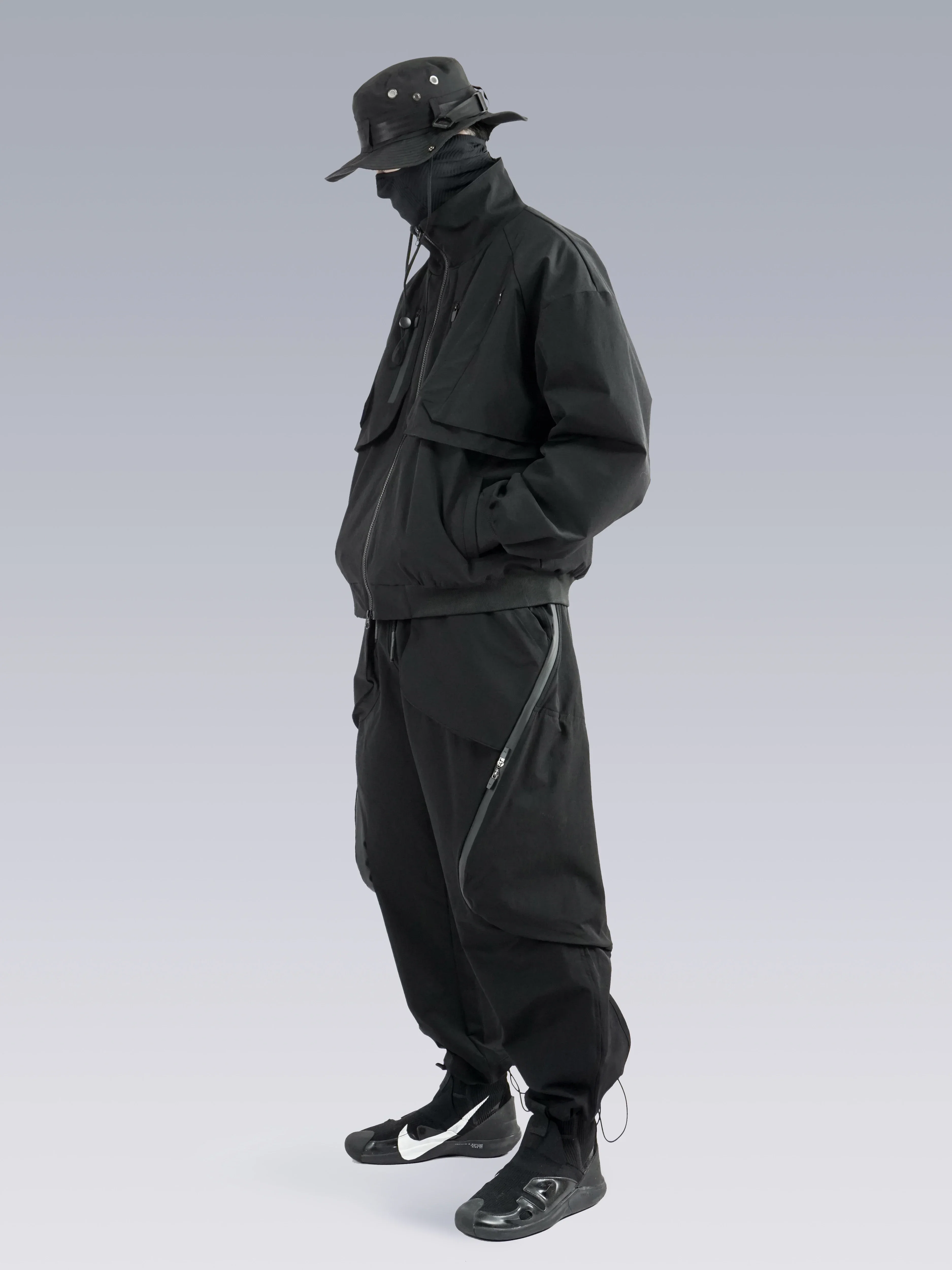 SILENSTORM 22AW Curved Techwear Cargo Men's Straight Silhouette Trousers Zipper High Street Vibe Casual Pants Darkwear