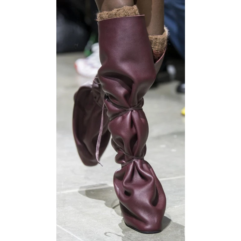 Бордовые сапоги до колена со шнуровкой, женские зимние сапоги 2026, женские стильные высокие сапоги с белыми перекрестными ремешками