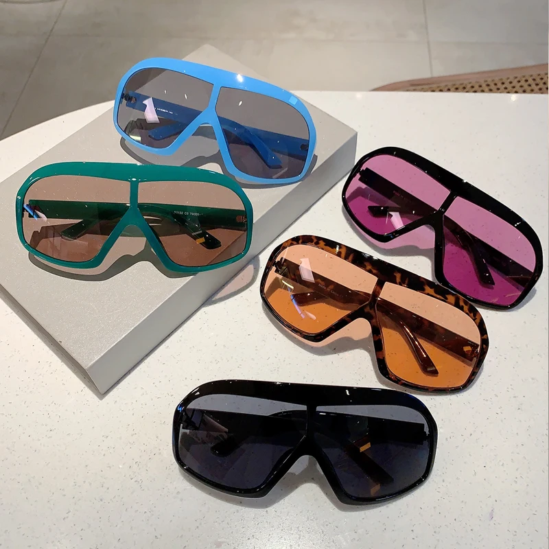 KAMMPT Oversized Monoblock Sunglasses 2023 New Candy Color Outdoor Goggle Eyewear Stylish Trendy UV400 Protection Women Shades