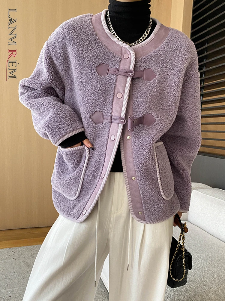 [LANMREM] Office Lady Faux Lamb Fur Coat Women's Contrasting Color O Neck Horn Button Loose Casual Outerwear Women 2024 Winter