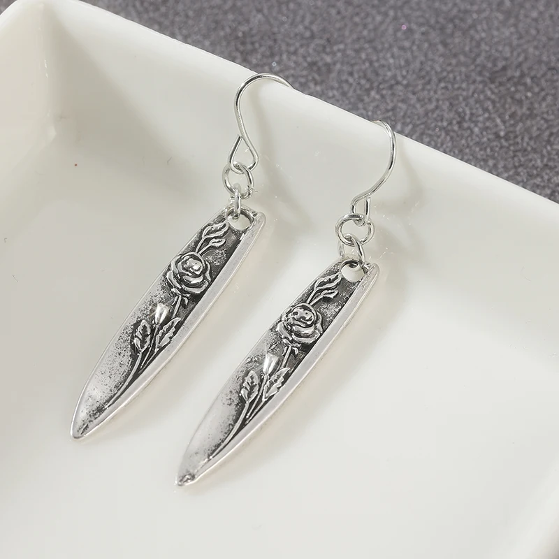 Vintage Simple Design Flower Pattern Dangle Earrings For Women Long Charm Earrings Daily Casual Styling Jewelry