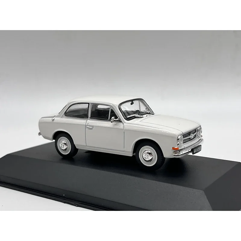 Die Casting Collection Ornament Souvenir 1/43 Scale FSO Polonez SYRENA LAMINAT Alloy Car Model Display Toy Holiday Gift