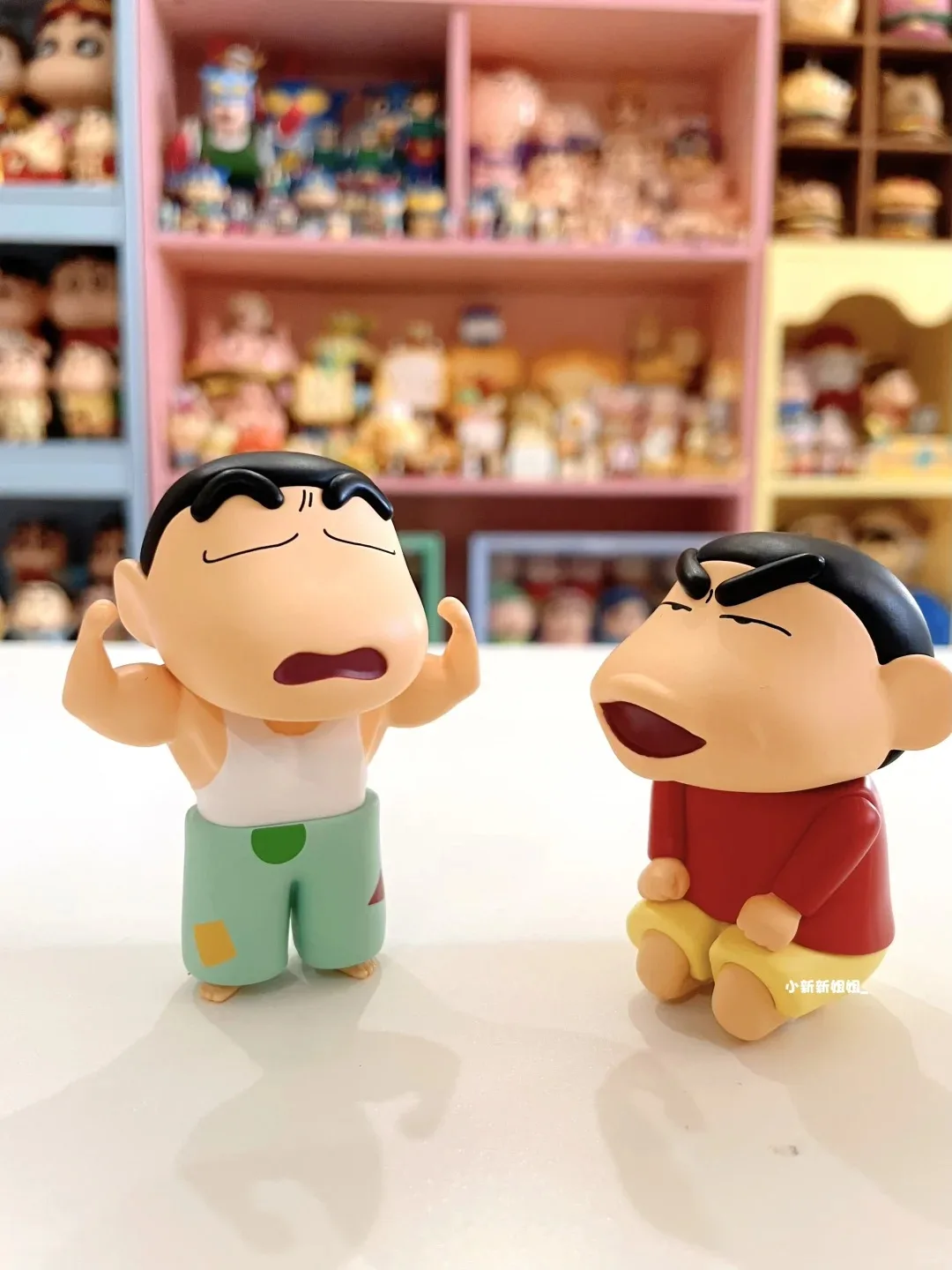 Miniso Weird Crayon Shin-Chan Blind Box Kawaii Desktop Ornaments Decoration Doll Birthday Surprise Gift Blind Bag Christmas