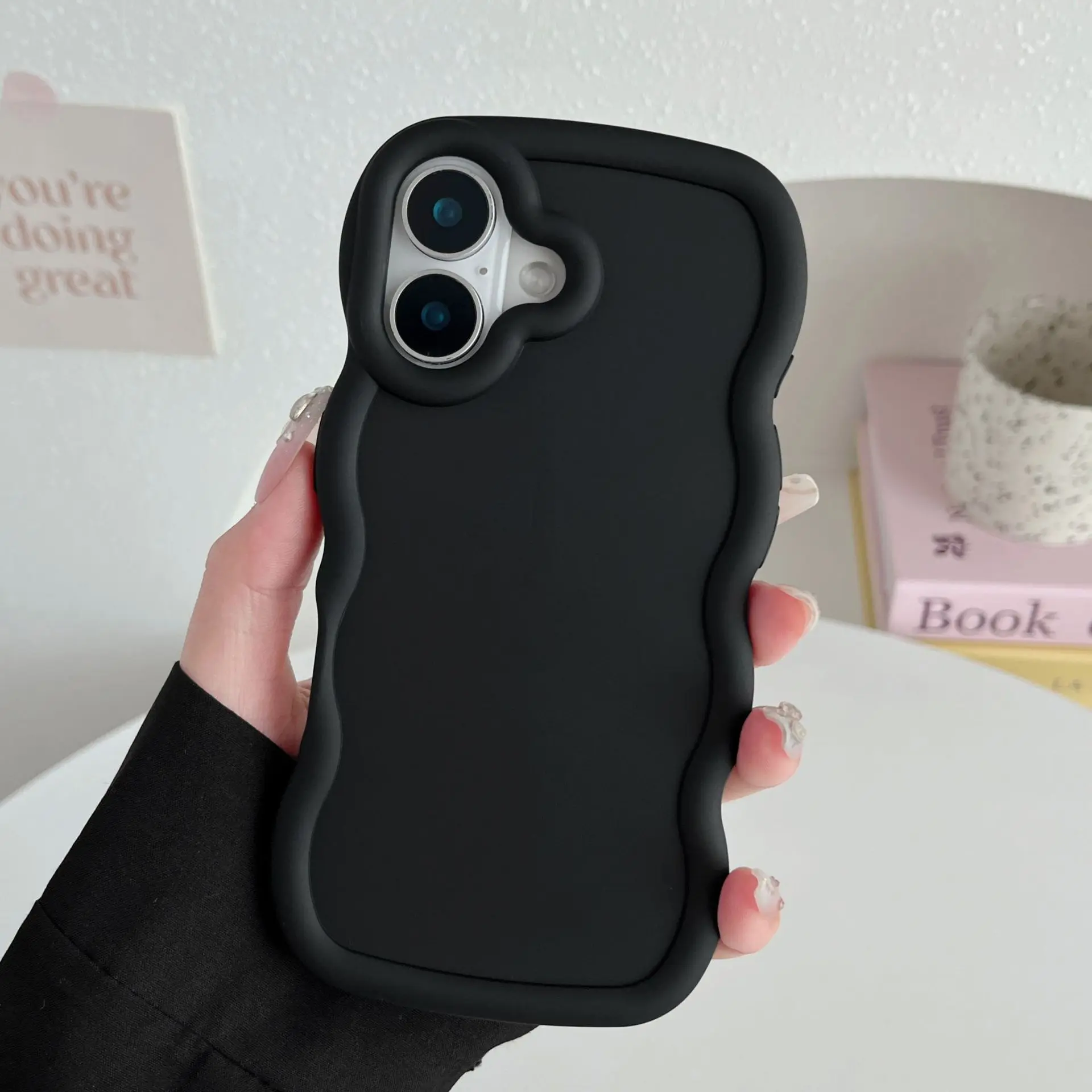 Neue Wellenmuster-Hüllen für iPhone 16 Pro Max 16 Plus Macaron Handyhülle Cartoon Aufkleber Puppe DIY Einfache Farbe Material Shell – Detail 8