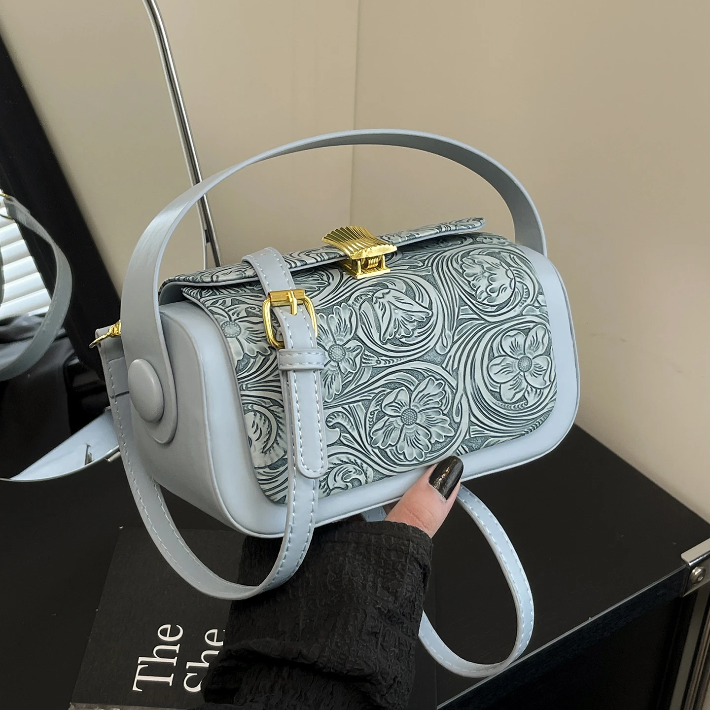 

Retro Floral Handbags French Classic Versatile PU One Shoulder Bags Autumn Winter Elegant Women's Crossbody Bag for Party