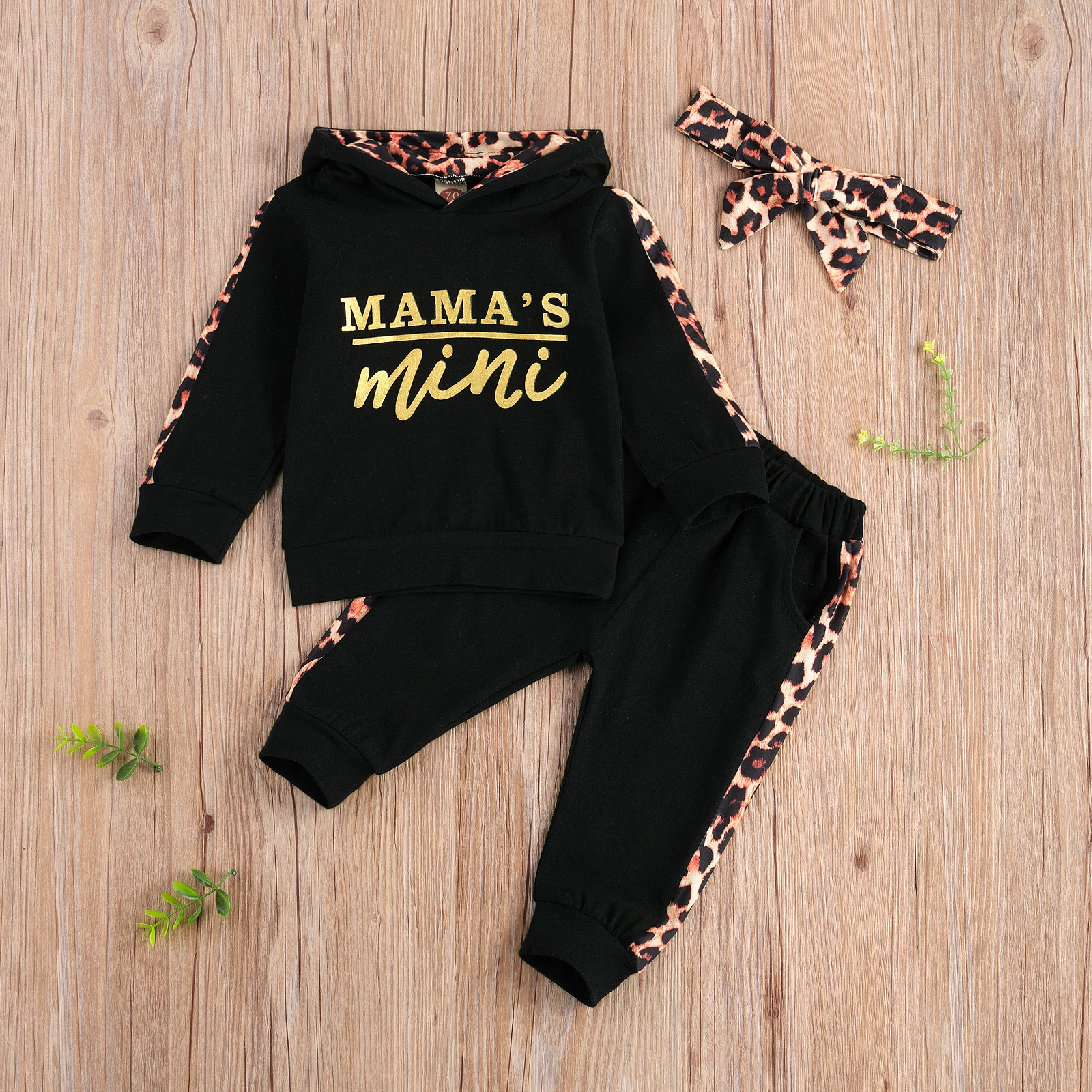 Girl’s Long-sleeved Trousers Suit Unique Letter Hooded T-shirt Leopard Stitching Long Pants and Headband