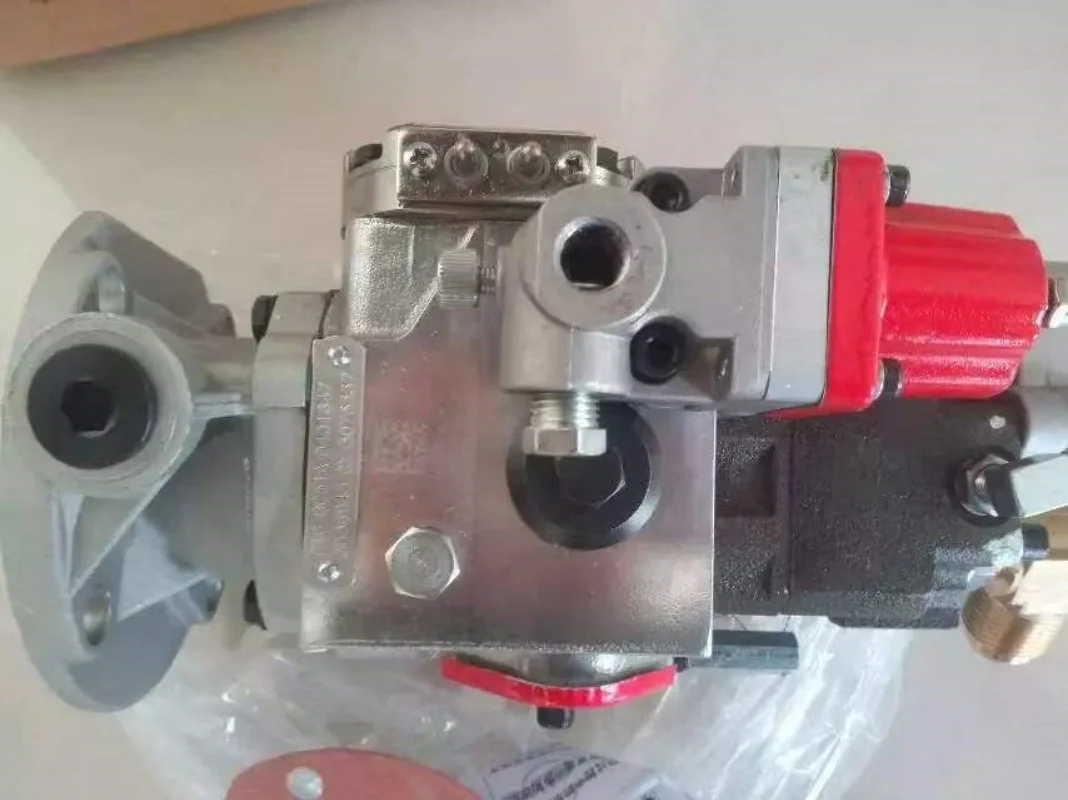 Chongqing Cummins KTA38 engine fuel pump KTA50 engineering machinery generator set diesel pump 3075537 brand new