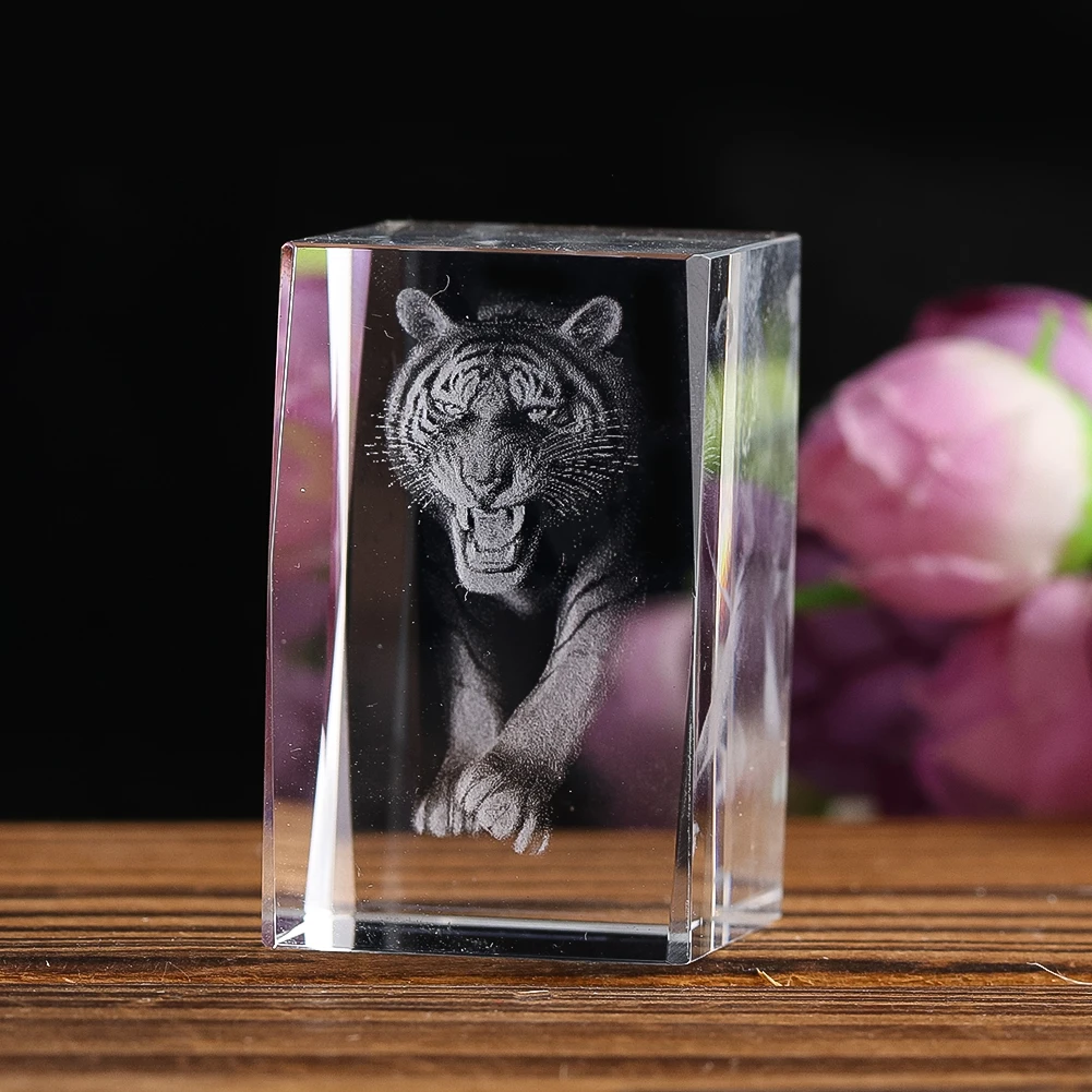 Square Crystal Internal Laser Engraving 3D Tiger Glass Art Office Desktop Paperweight Decorative Ornament Craft Souvenir Gift