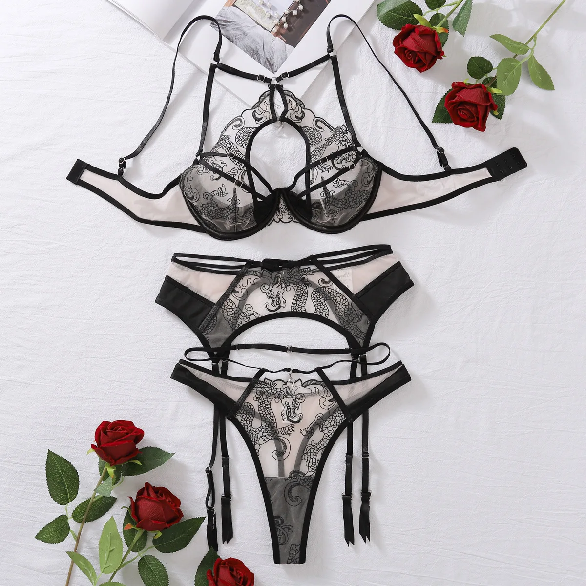 ECTOOKO Hollow Out Sexy Bra Set Embroidery Stitching Craft Steel Ring Gathered Sexy Underwear Three-piece Set